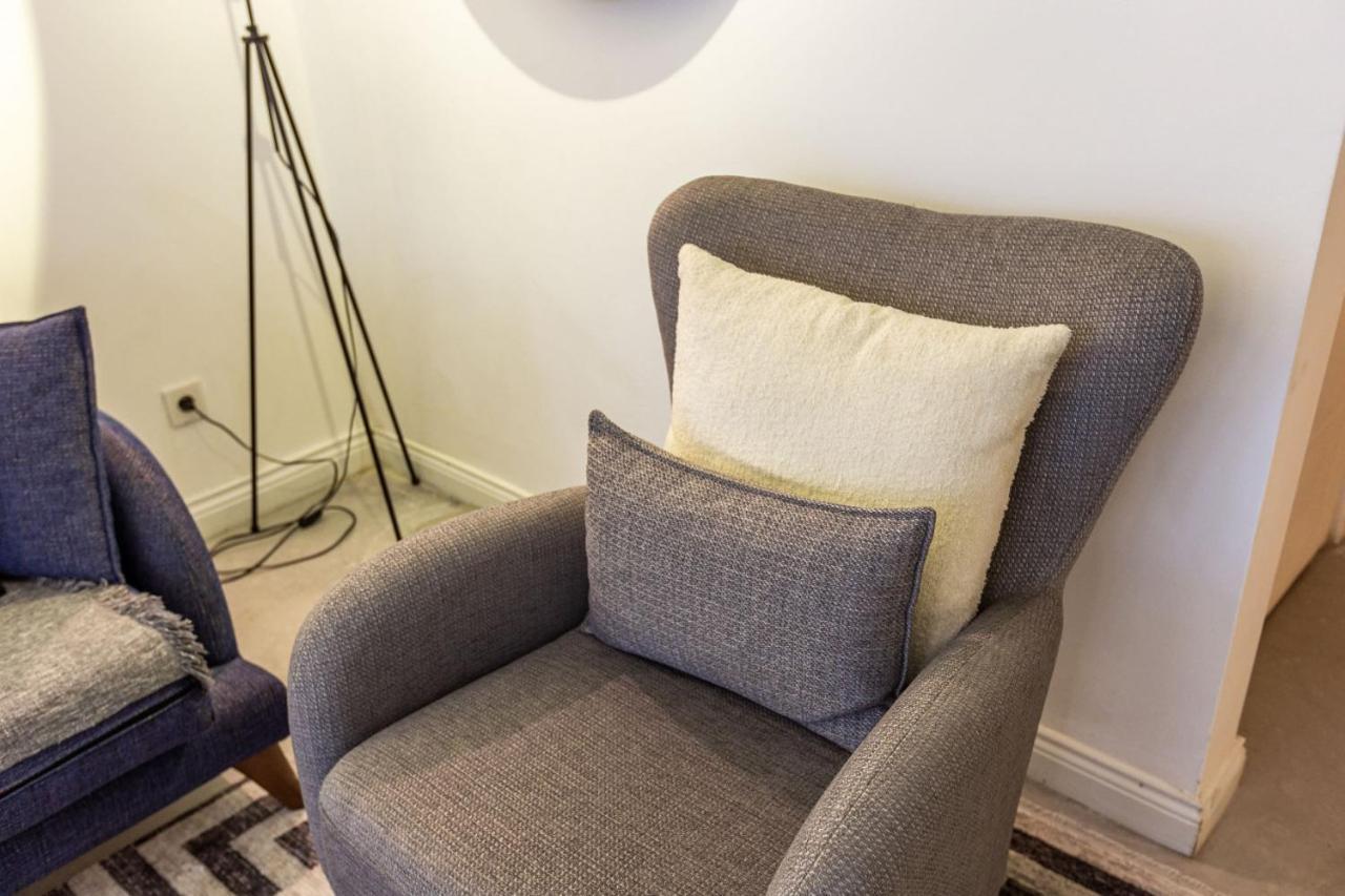 Excellent Flat With Lovely Backyard In Cihangir Istambul Exterior foto